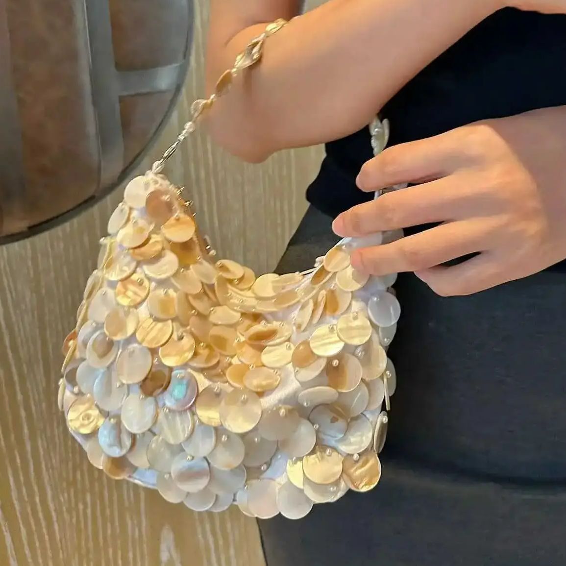 Interior Design Intern - Tas Tangan Tote Dompet Buatan Tangan