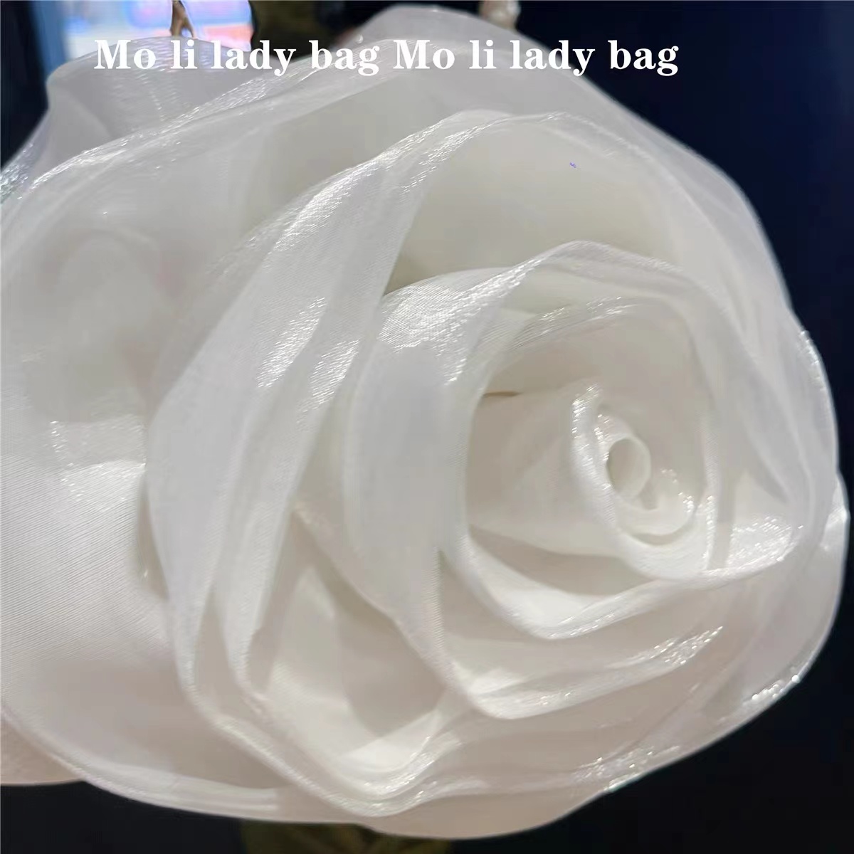 Tas tangan bunga Satin desaine - Interior Design Elegant ulasan dan harga